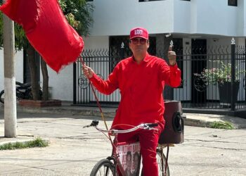 Marc Nava emprende viaje en bicicleta desde Valledupar hasta Bogotá para asistir a “El Último Baile” de Silvestre Dangond